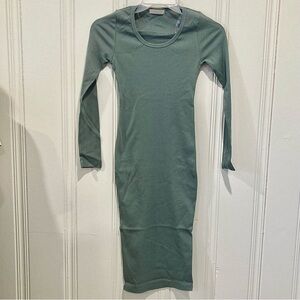 Elegant Green Long Sleeve Dress